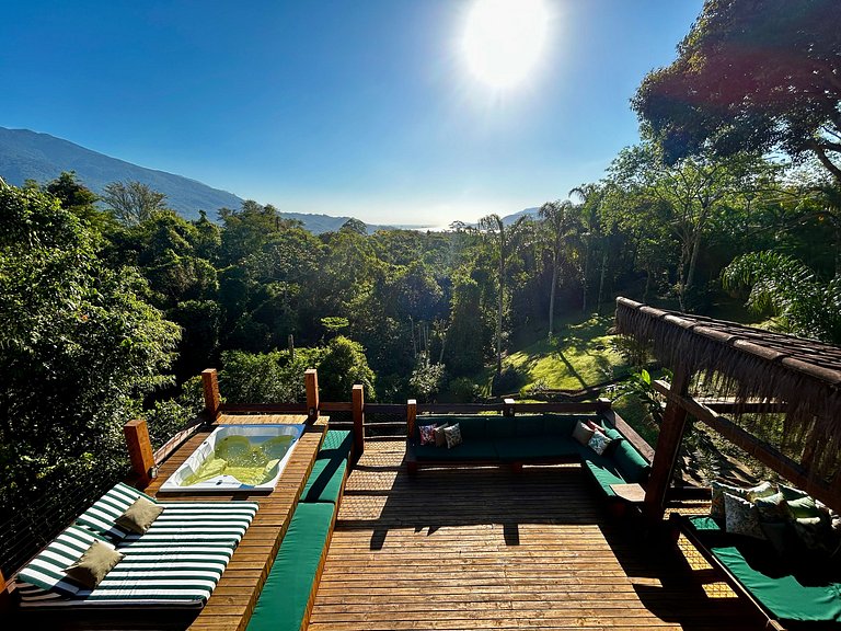 Refúgio em Ilhabela, com vista para mar e montanha