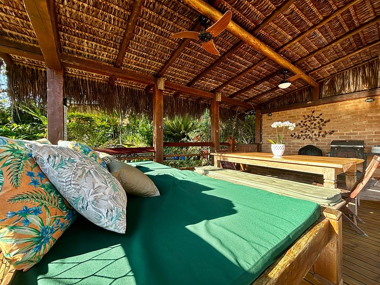 Refúgio em Ilhabela, com vista para mar e montanha