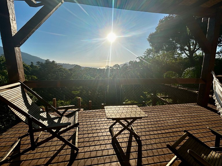 Refúgio em Ilhabela, com vista para mar e montanha