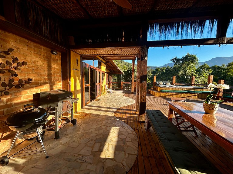 Refúgio em Ilhabela, com vista para mar e montanha