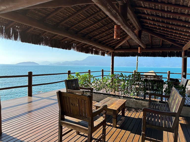 Um paraíso em condomínio à beira-mar na Ponta da Sela – Sul