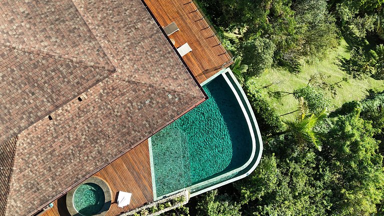 Casa Exclusiva em Ilhabela, com vista para o Yacht Club