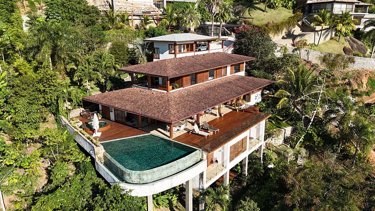 Casa Exclusiva em Ilhabela, com vista para o Yacht Club