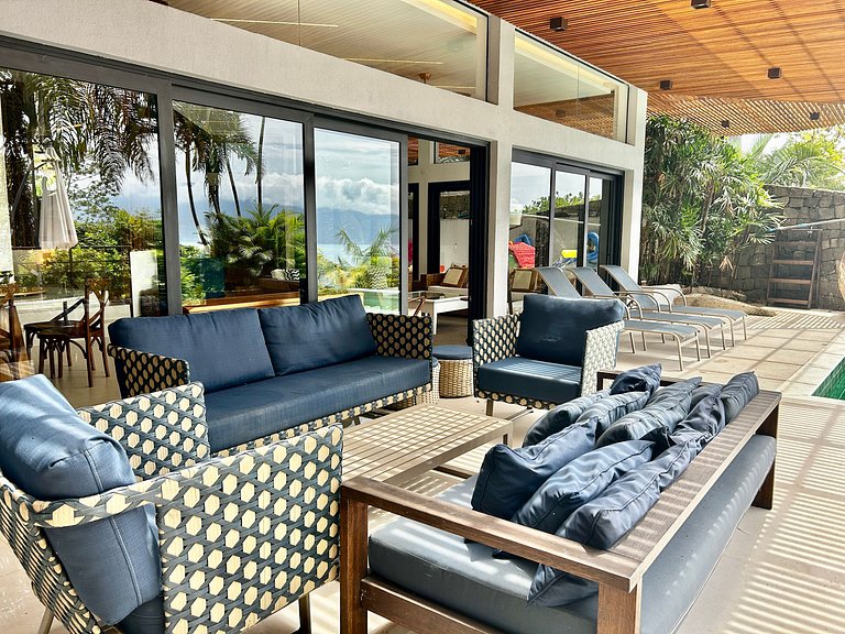 Experiência mar, montanha, piscina e churrasqueira