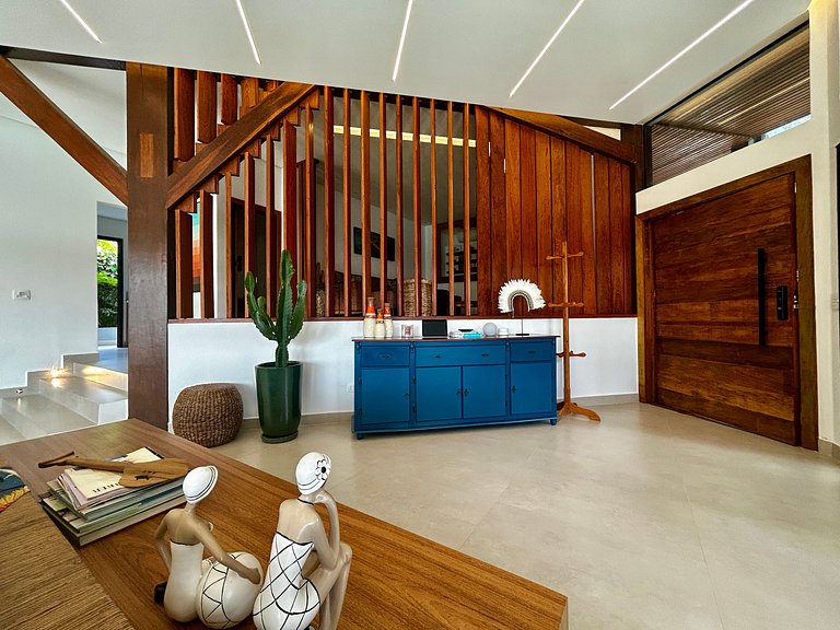 Experiência mar, montanha, piscina e churrasqueira