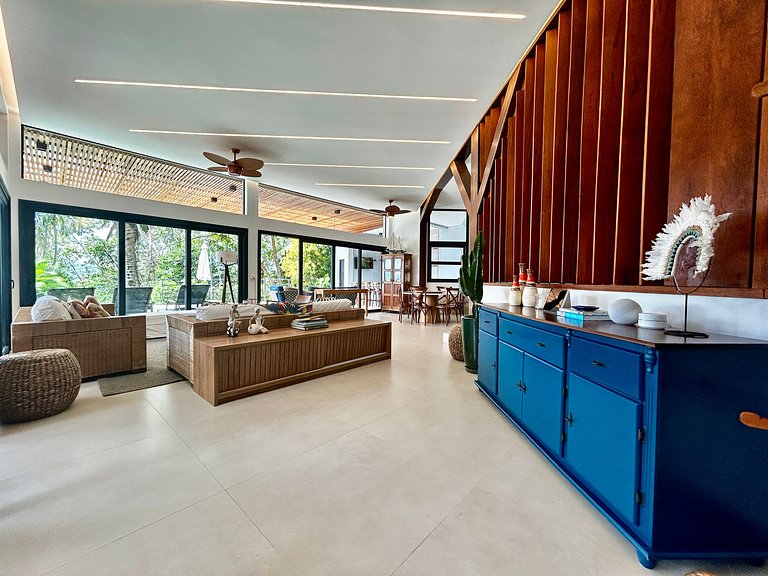 Experiência mar, montanha, piscina e churrasqueira