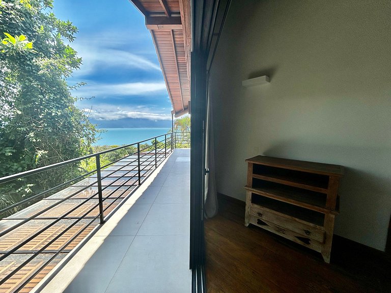 Experiência mar, montanha, piscina e churrasqueira