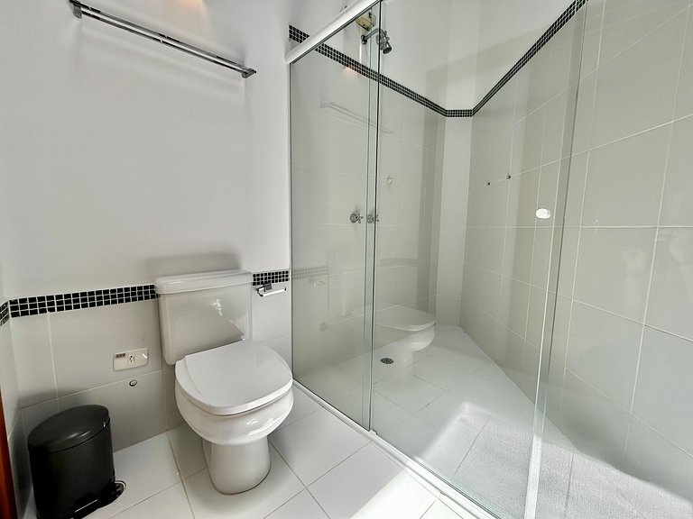 Experiência mar, montanha, piscina e churrasqueira