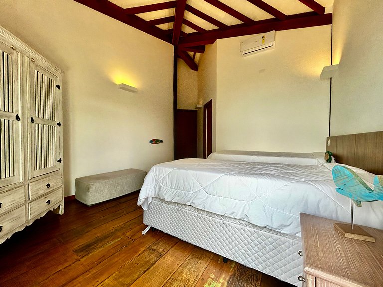 Experiência mar, montanha, piscina e churrasqueira