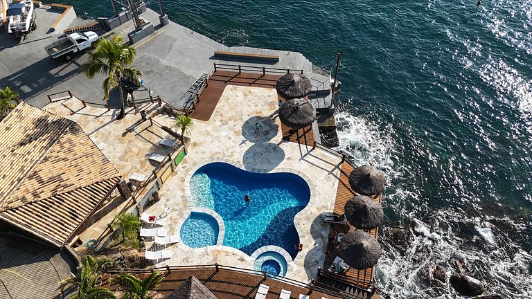 Experiência mar, montanha, piscina e churrasqueira