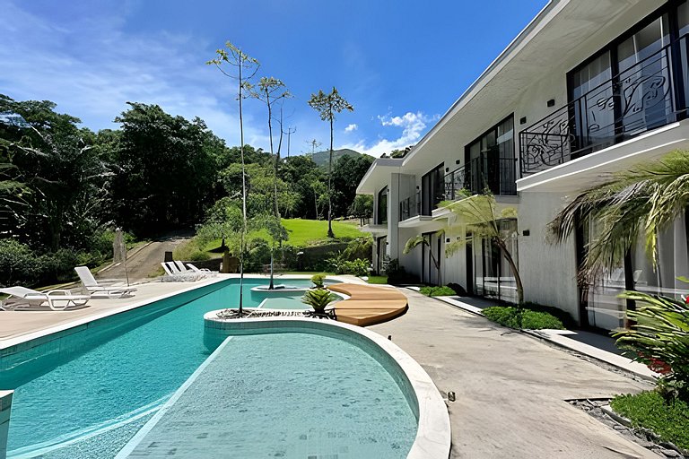 Flat em frente a Praia do Veloso