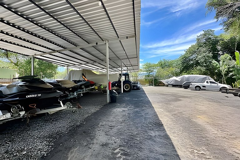 Flat em frente a Praia do Veloso