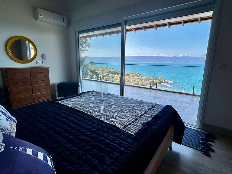 Casa contemporênea, piscina aquecida e bela vista