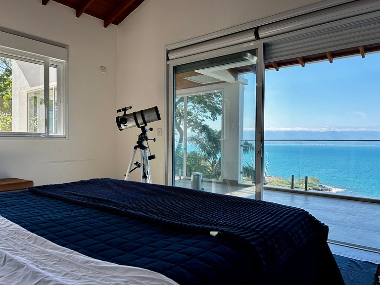 Casa contemporênea, piscina aquecida e bela vista