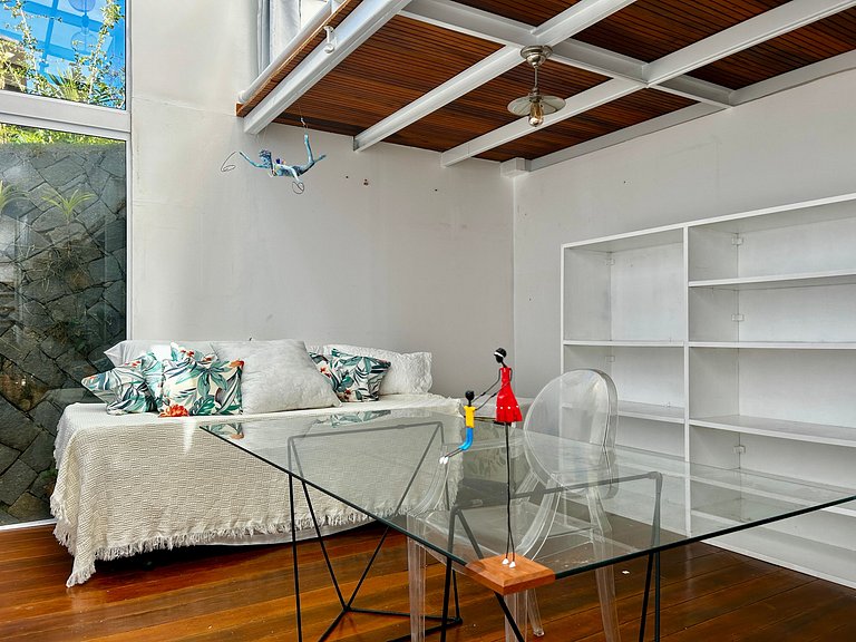 Casa contemporênea, piscina aquecida e bela vista