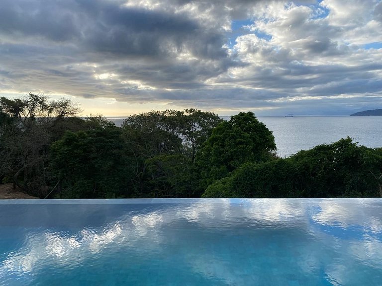Casa Mirante ao Sul de Ilhabela