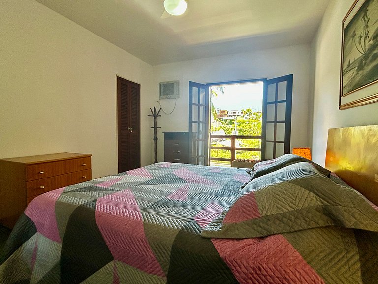 Casa a 30m da praia , piscina e churrasqueira