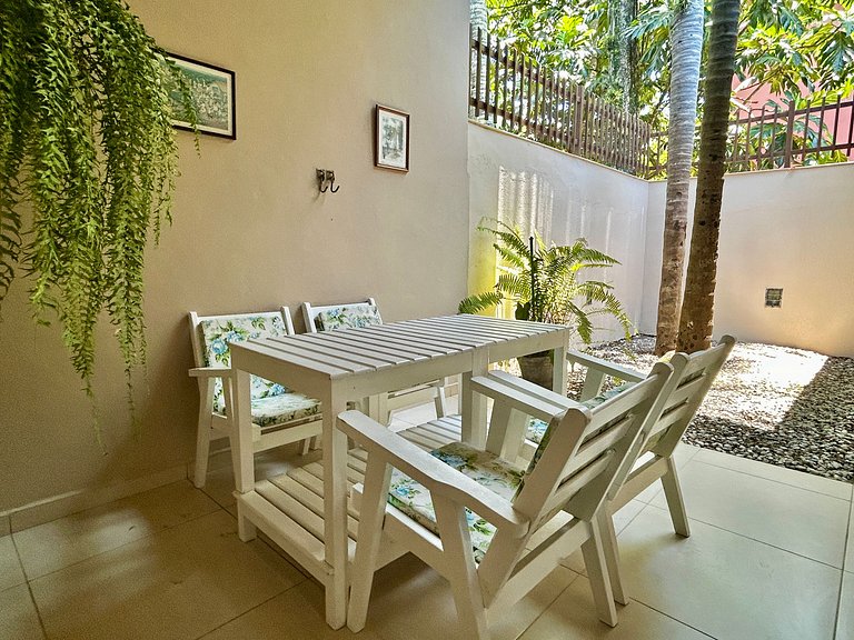 Casa a 30m da praia , piscina e churrasqueira