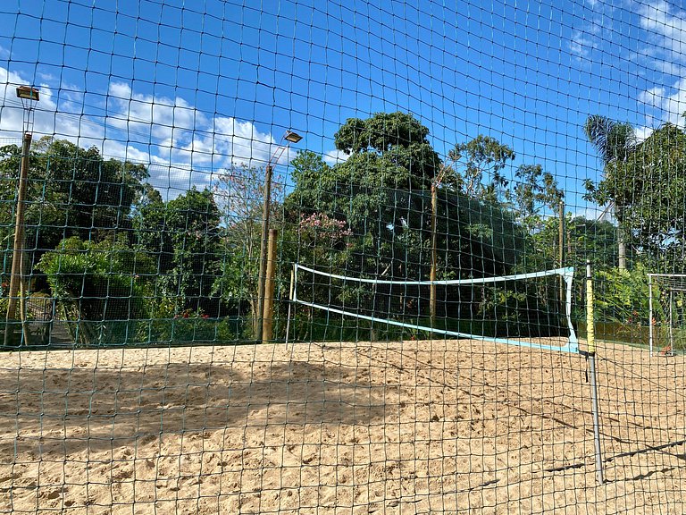 Sofisticação e Contato com a Natureza – Sobrado de Alto Padr