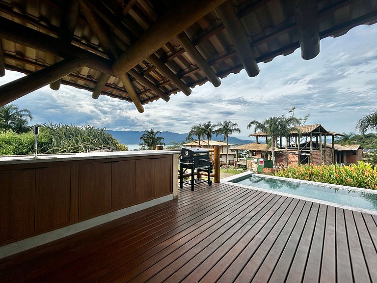 Piscina, vista, espaço gourmet em condomínio