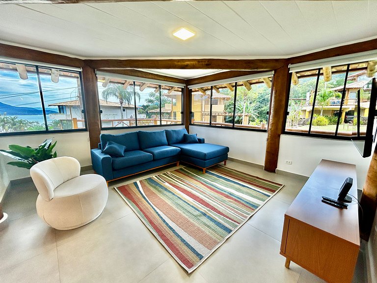 Piscina, vista, espaço gourmet em condomínio