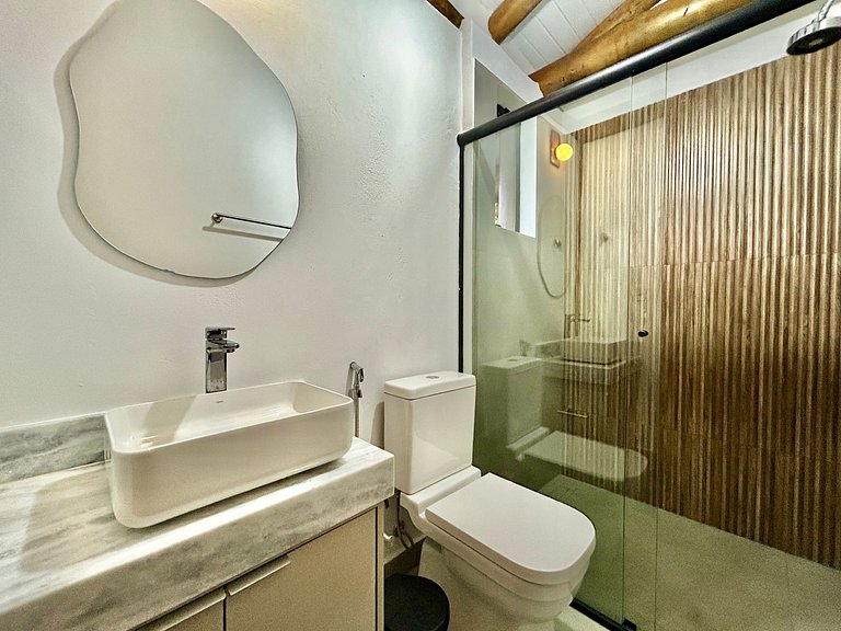 Piscina, vista, espaço gourmet em condomínio