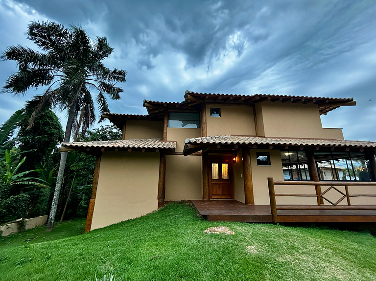 Sofisticação e Natureza em Harmonia – Sobrado de Alto Padrão