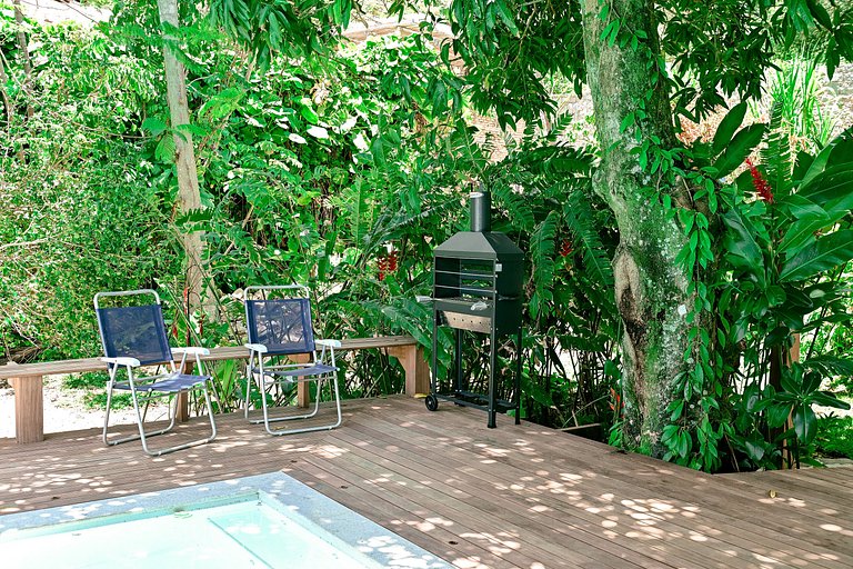 Casa pé na areia, piscina e conexão com a natureza