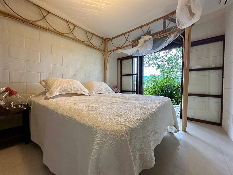 Casa pé na areia, piscina e conexão com a natureza