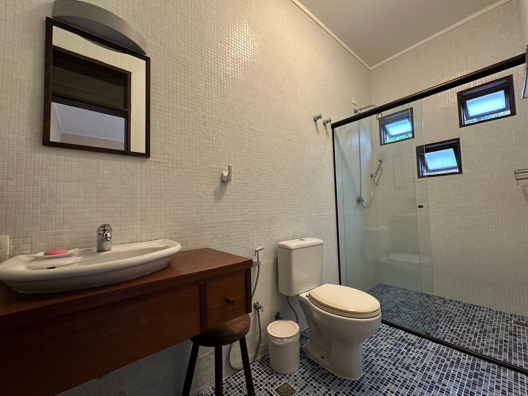 Casa pé na areia, piscina e conexão com a natureza