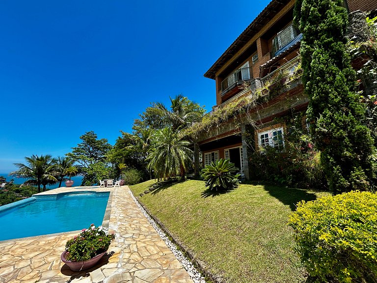 Casa de Alto Padrão à Venda – Condomínio Sobre o Mar | Ilhab