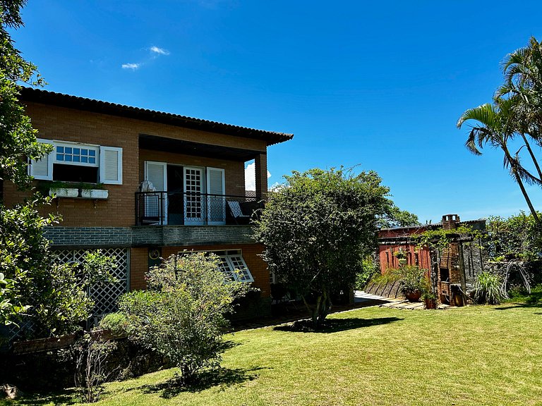 Casa de Alto Padrão à Venda – Condomínio Sobre o Mar | Ilhab