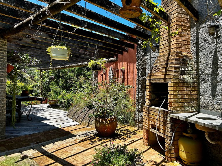 Casa de Alto Padrão à Venda – Condomínio Sobre o Mar | Ilhab