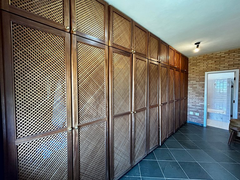 Casa de Alto Padrão à Venda – Condomínio Sobre o Mar | Ilhab