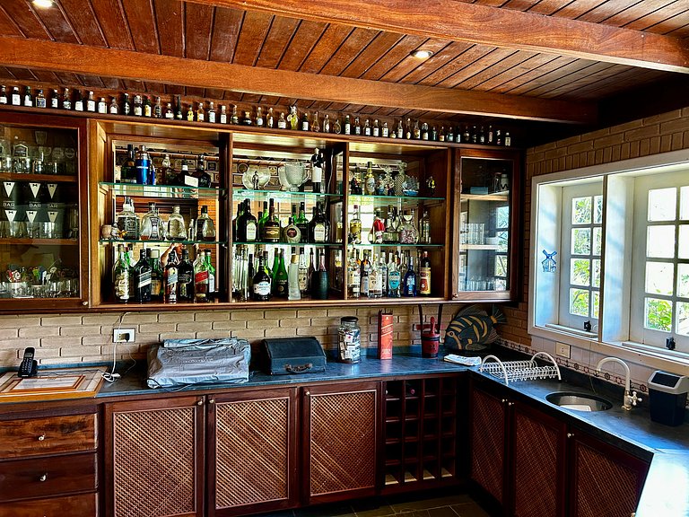 Casa de Alto Padrão à Venda – Condomínio Sobre o Mar | Ilhab