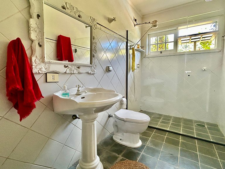 Casa de Alto Padrão à Venda – Condomínio Sobre o Mar | Ilhab