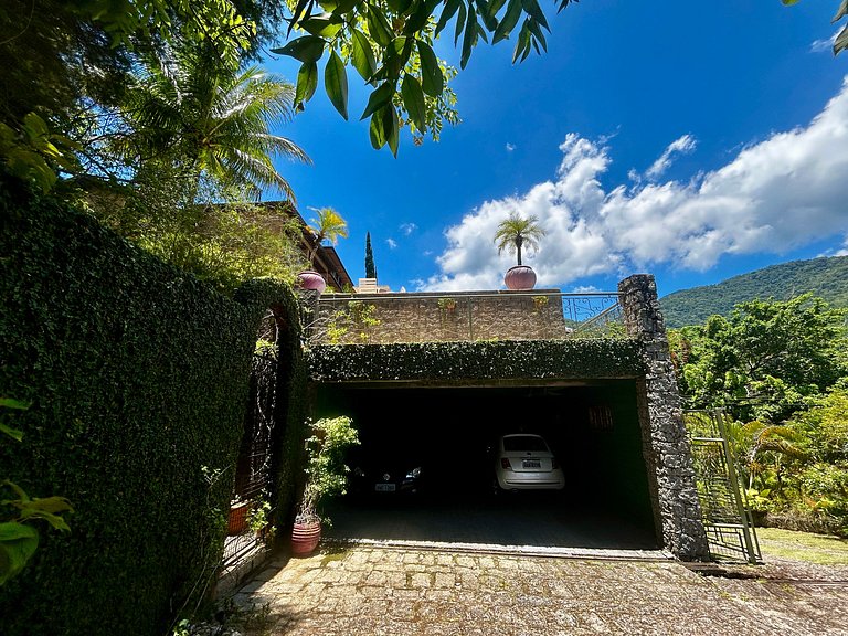 Casa de Alto Padrão à Venda – Condomínio Sobre o Mar | Ilhab