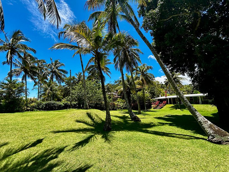 Casa em condomínio pé na areia com área gourmet