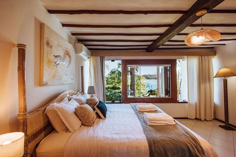 Casa Exclusiva Pé-na-Areia ao Sul de Ilhabela – Projeto Iraê