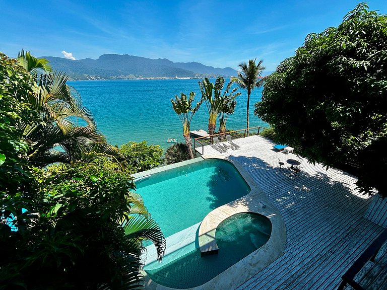 Casa costeira, Sul da Ilha, piscina e área gourmet