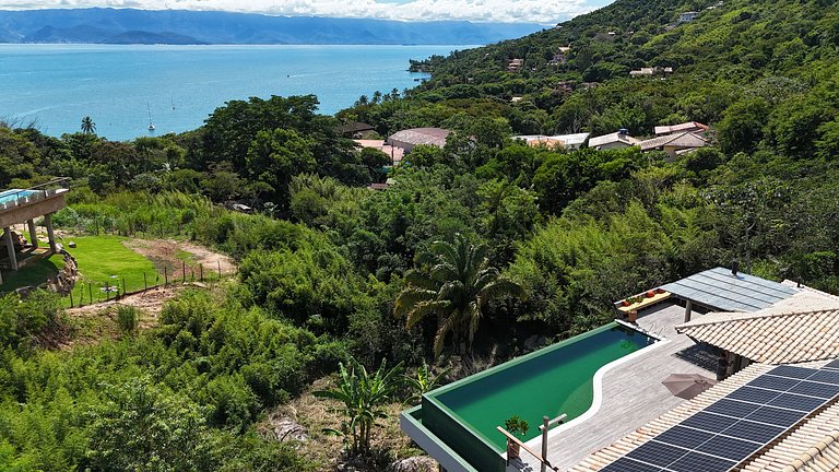 Condomínio, vista, piscina e espaço gourmet