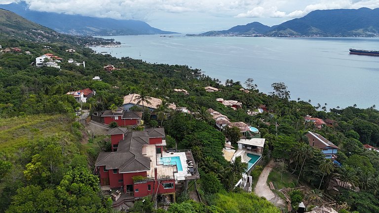 Casa à Venda em Siriuba, Ilhabela – Vista Mar, Piscina e Con