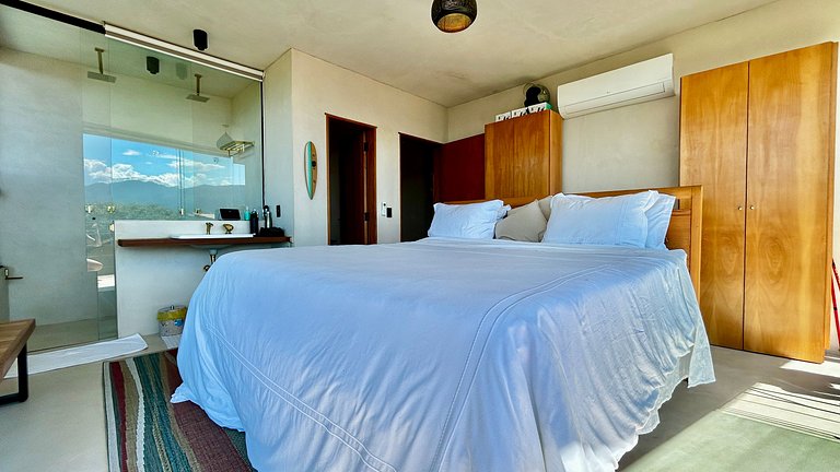 A 150m da praia, piscina aquecida e vista