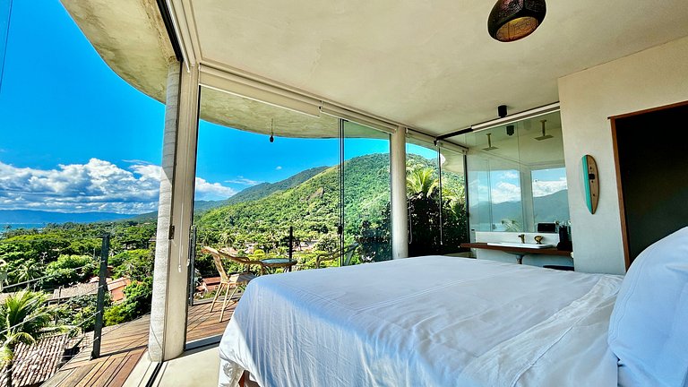 A 150m da praia, piscina aquecida e vista