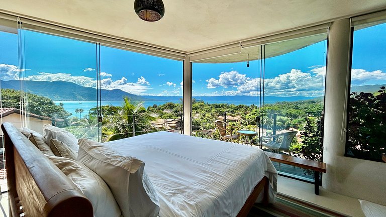 A 150m da praia, piscina aquecida e vista