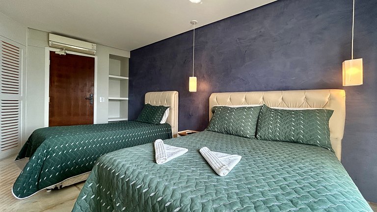 Casa em condomínio, espaço gourmet e piscina