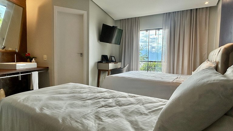 Casa em condomínio, espaço gourmet e piscina