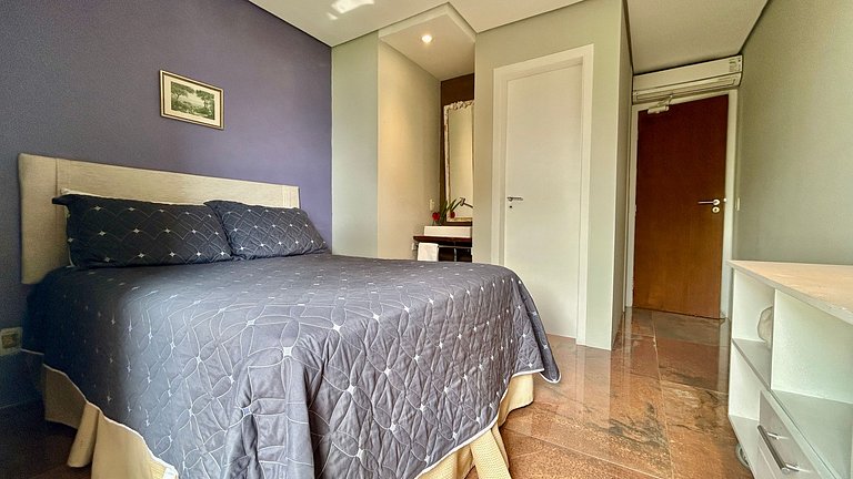 Casa em condomínio, espaço gourmet e piscina