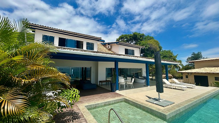 Piscina aquecida, sauna, churrasqueira, na Vila