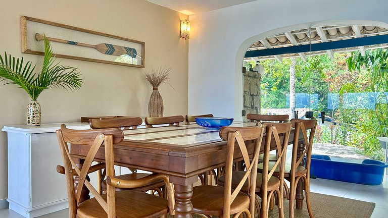 Piscina aquecida, sauna, churrasqueira, na Vila